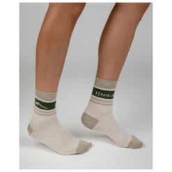 NIKIN - Treesocks Standard Mountain - Chaussettes Multifonctions 8 NIKIN - Treesocks Standard Mountain - Chaussettes Multifonctions -Chaussures D'extérieur Boutique nikin treesocks standard mountain chaussettes multifonctions detail 3