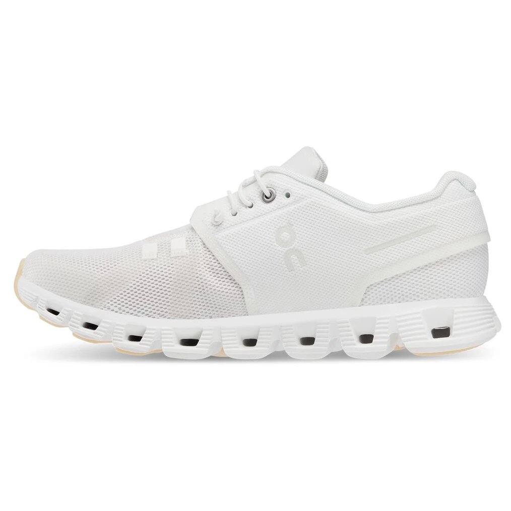 On - Women's Cloud 5 Undyed - Baskets 5 On - Women's Cloud 5 Undyed - Baskets – Image 3