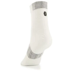 On - Women's Ultralight Mid Sock - Chaussettes De Running -Chaussures D'extérieur Boutique on womens ultralight mid sock chaussettes de running detail 3